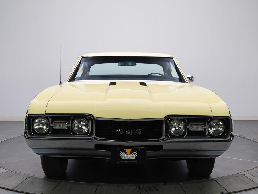  Oldsmobile 442 Holiday Coupe (4487) 1968 года  (фото 24 из 32)